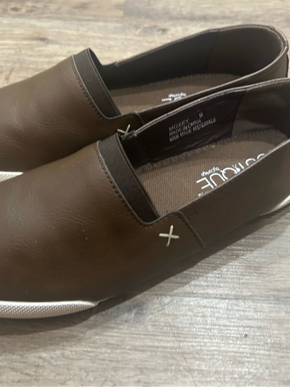 Boutique By Corkys Women’s Size 9 Brown Slip-On Casual Shoes - Picture 2 of 6